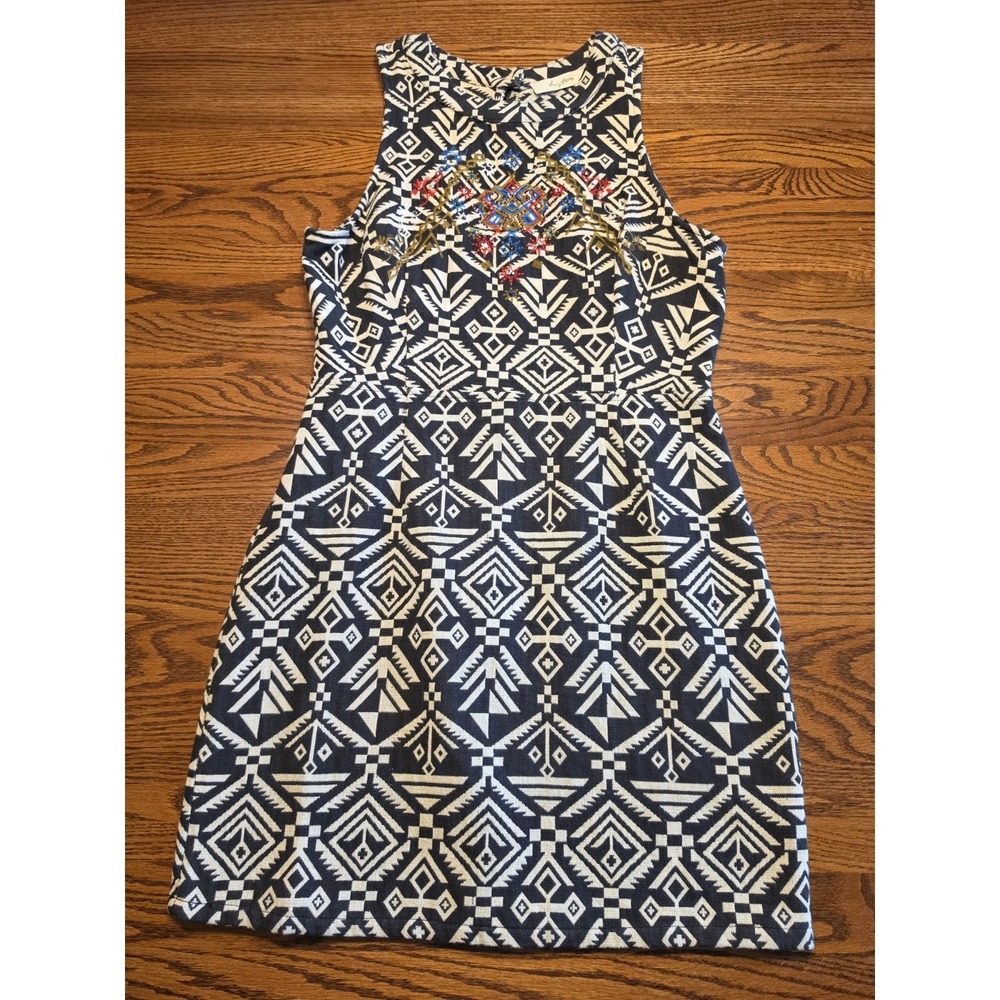 Luster Mini Dress Tribal Aztec Embroidered Cut Out‎ Back Size Medium Black White